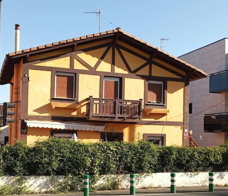 Ferienwohnung Preciosa Casa Bi-Familiar Al Lado De Donosti. Irun Exterior foto